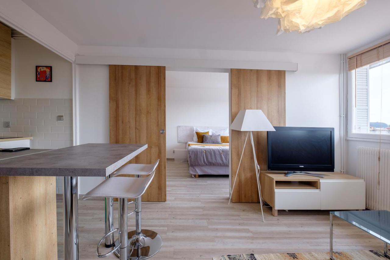 Honore Suite Saint Antoine Лион Экстерьер фото